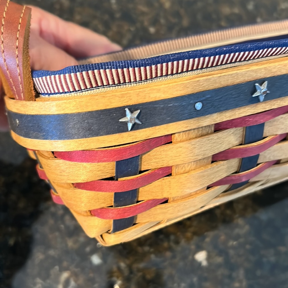 Longaberger Cracker Basket - Proudly American - Picture 3 of 4